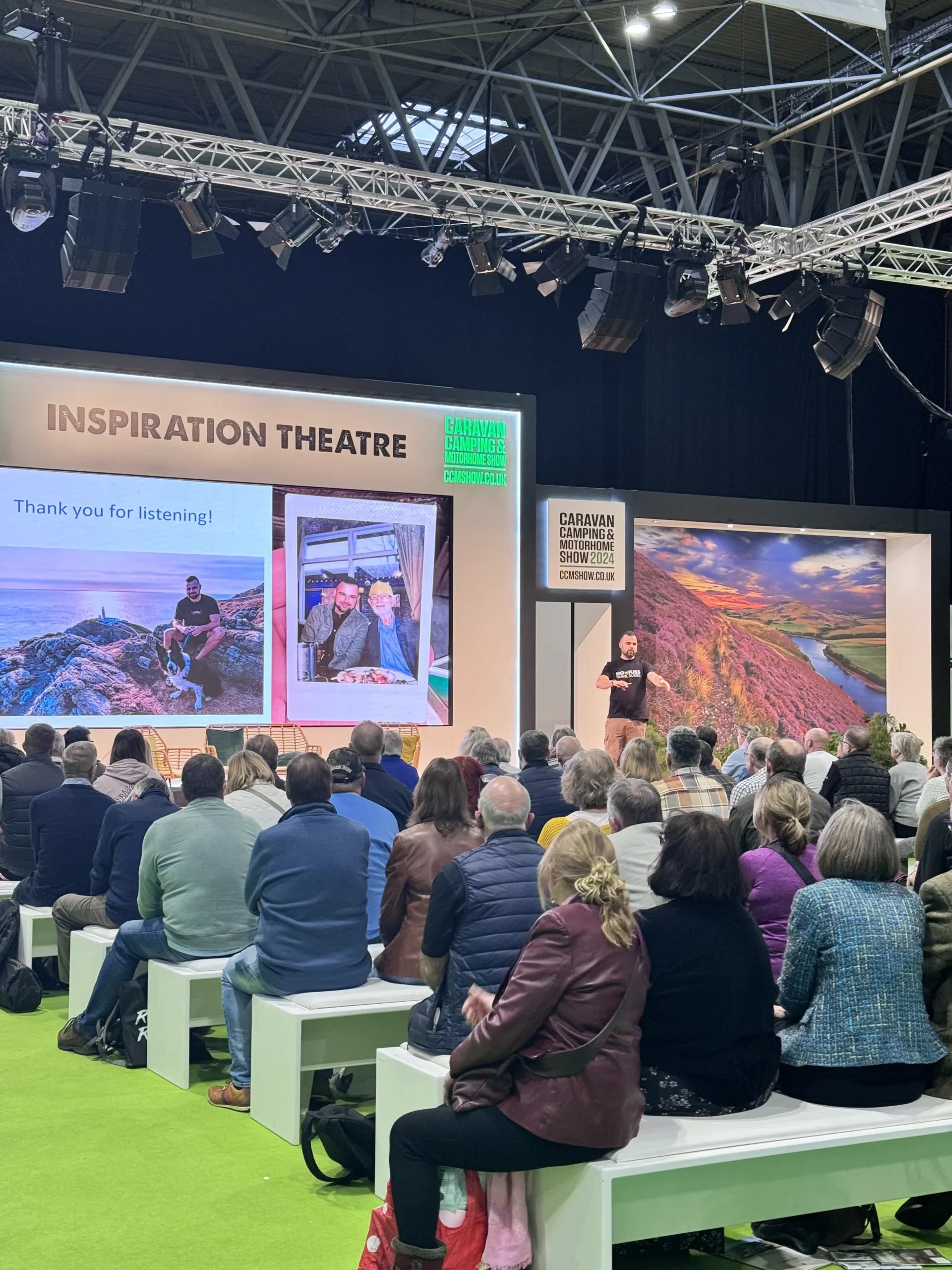 ROBBIE ROAMS INSPIRATION THEATRE CCM SHOW NEC